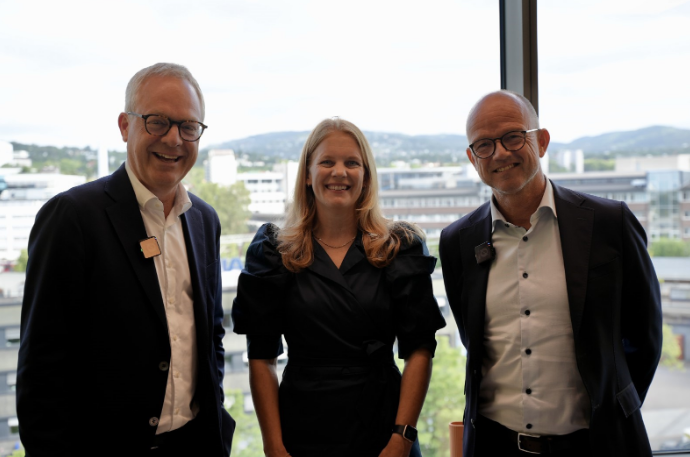 Øystein E. Søreide (Abelia), Kristin Nyberg (twoday) og Ole Erik Almlid (NHO).